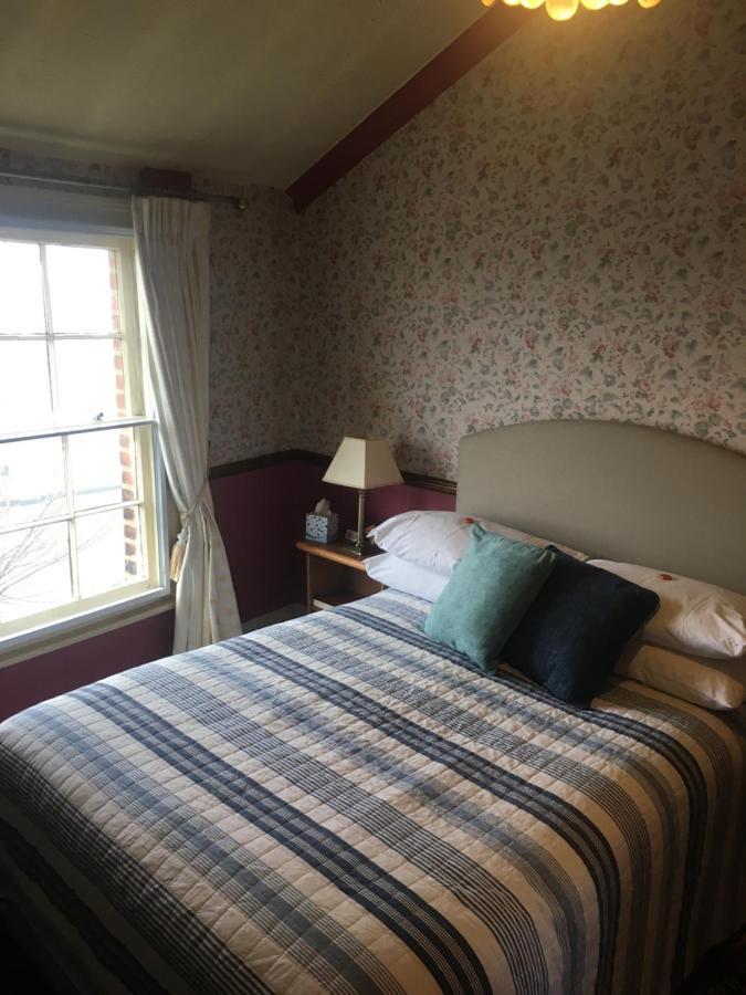 월턴 온 더 네이즈 Regency House B&B 외부 사진