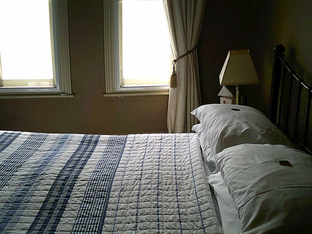 월턴 온 더 네이즈 Regency House B&B 외부 사진